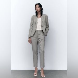 Zara women’s houndstooth blazer